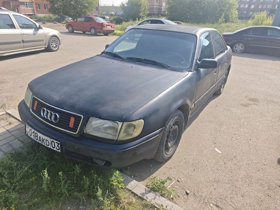 Продам Ауди 100 С4
