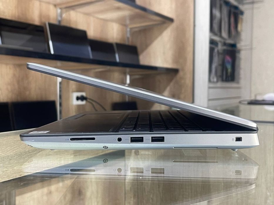 DELL Precision 7550 Core i7 Workstation