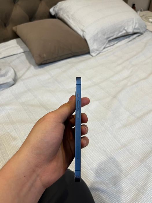 Продам iphone 13 128 gb 2