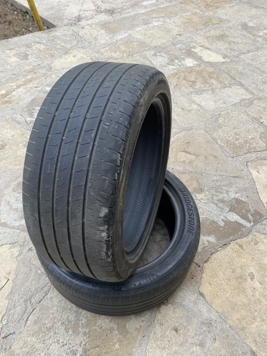 Летние шины 235/45/18