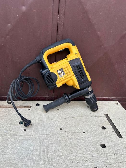 Ciocan rotopercutor Dewalt D25501