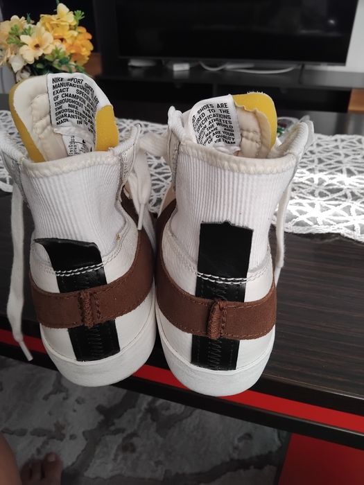 Оргинални кецове Nike Blazer Mid 77
