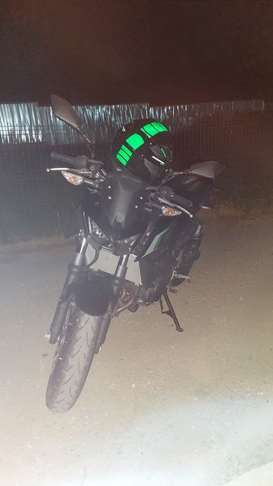 Vând kawasaki z500