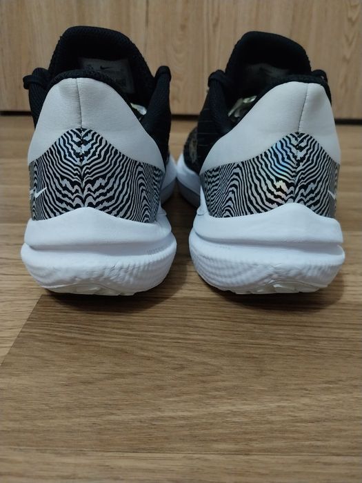 Adidasi originali Nike nr.42.5