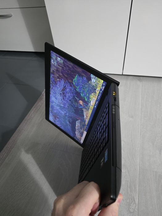 Laptop i5 gen. 4, 8 gb ram, video dedicat 2gb