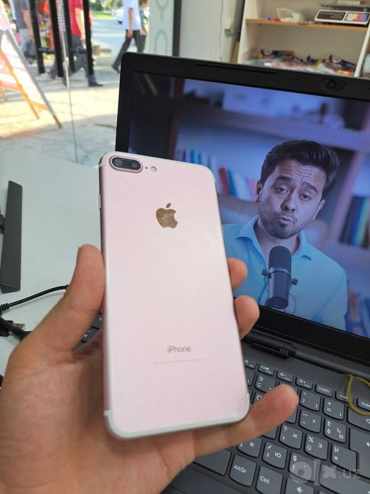 Iphone 7 plus pink