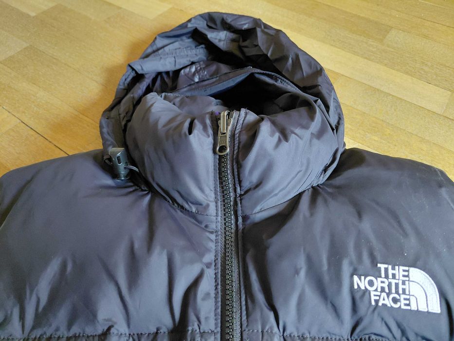 The North Face Nuptse 700 дамски елек 90% пух лилаво и черно оригинал