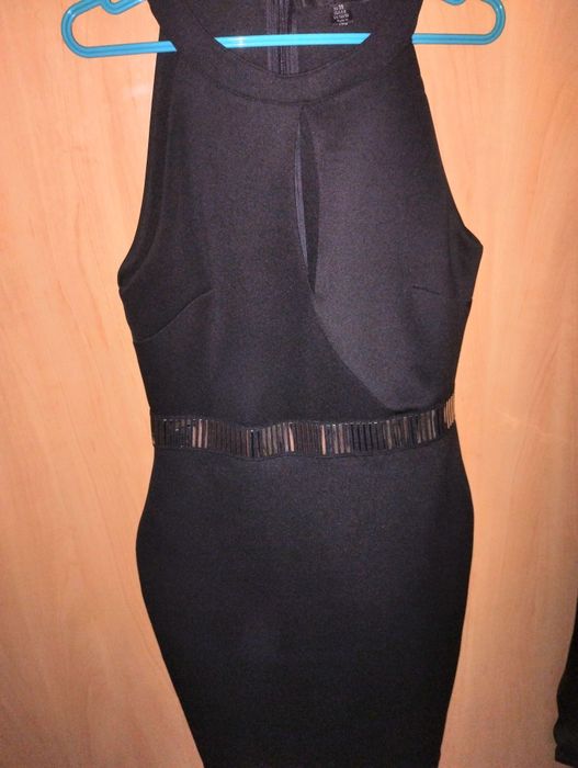 Vând rochii pentru ocazii!