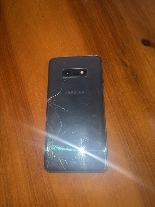 Samsung Galaxy S10e