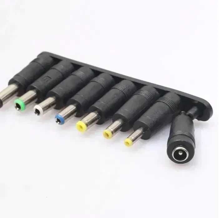 Set 8 mufe adaptoare universale pt laptop,etc.