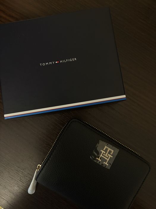 Кошелек tommy hilfiger