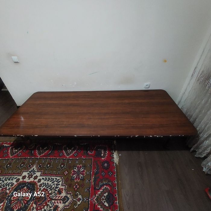 Stol ham xontaxta sotiladi