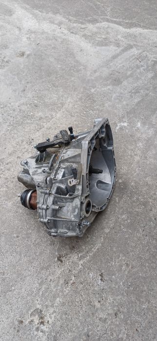 Cutie viteze Nissan 1.3  / an 2022 / cod 320106980R