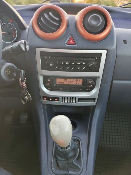 Peugeot 1007 | 1.4 HDi (Diesel) | Uși Electrice | ITP 2027 | Foarte Întreținută