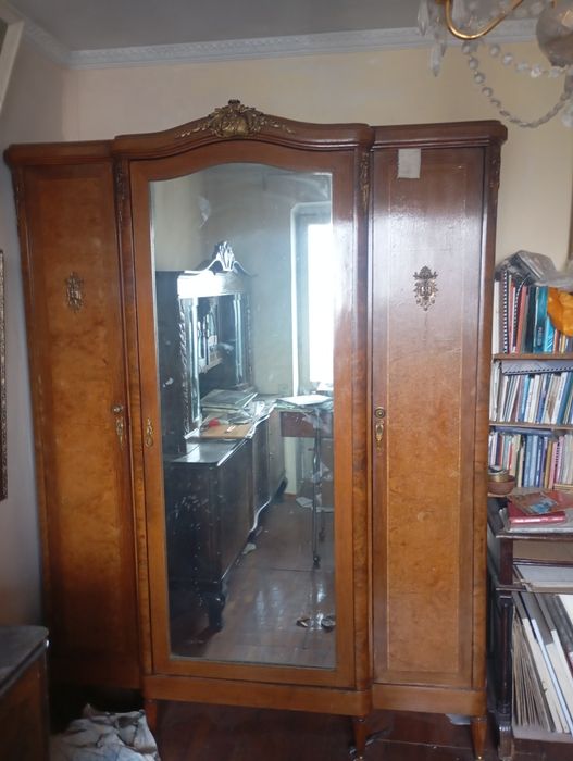 Антиквариат мебель