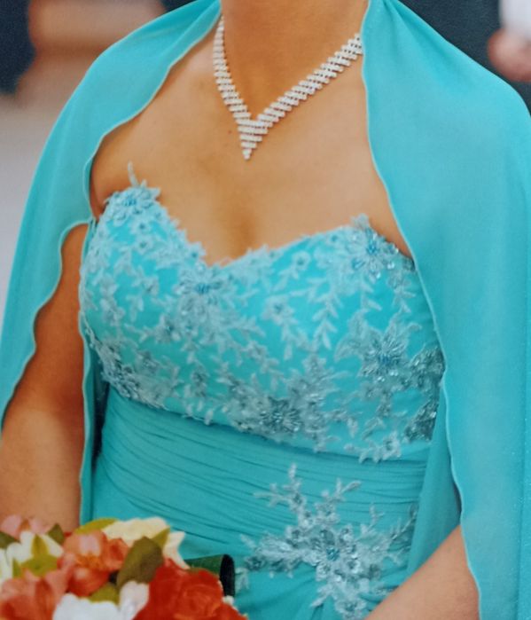 Рокля, обувки и чанта