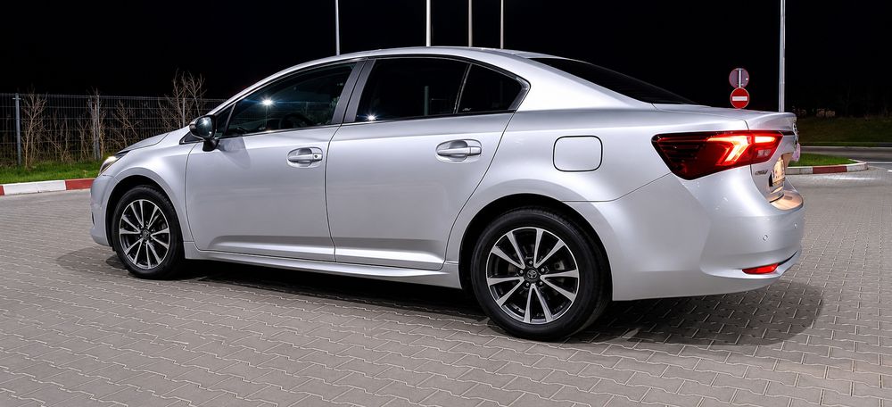 Toyota Avensis 1.8 VVT-i CVT