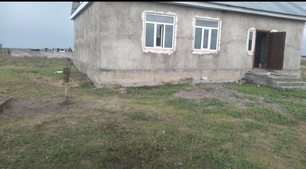 Почти готовый дом шпальный