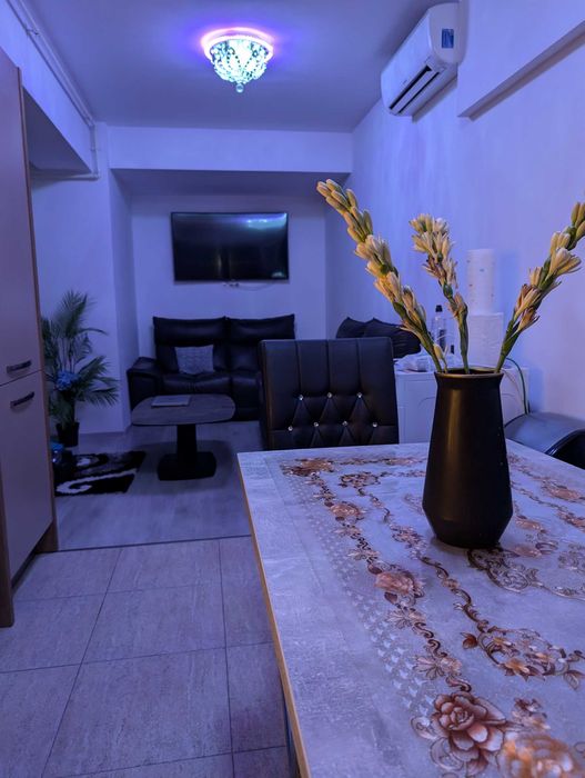 Apartament 3 camere Rezidential 9 Mai  Ploiesti ,Bloc nou