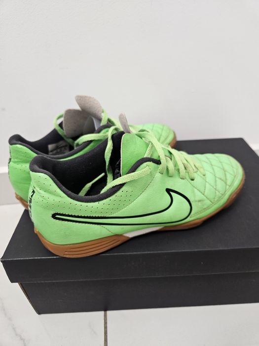 Nike tiempo futsal fotbal