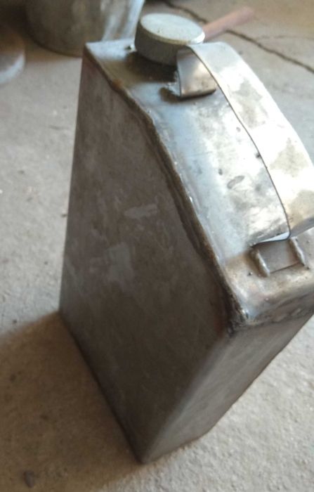 Продается канистра из нержавейки 5 л.