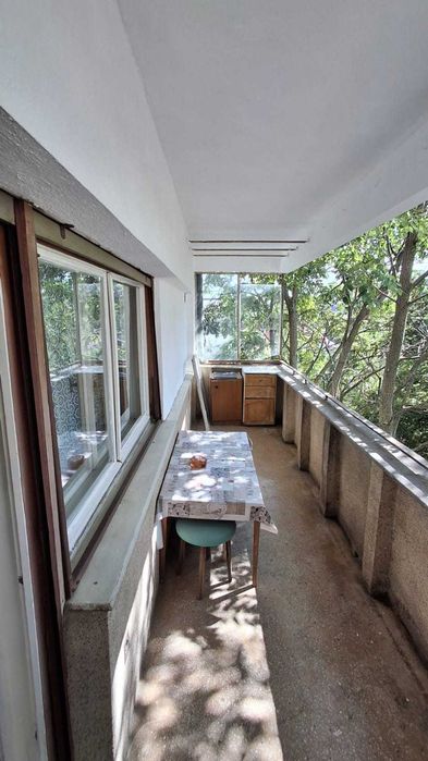 Inchiriez apartament cu 2 camere central