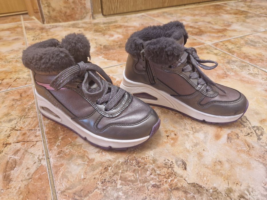 Ghete Skechers din piele ecologica , marime 27 ,5