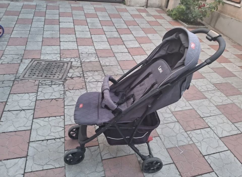 Прогулочная коляска Adamex Quatro levi 18