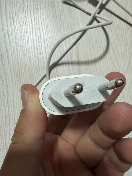 Original Zaryadka Iphone 16 Pro Max Karobkadan chiqqan