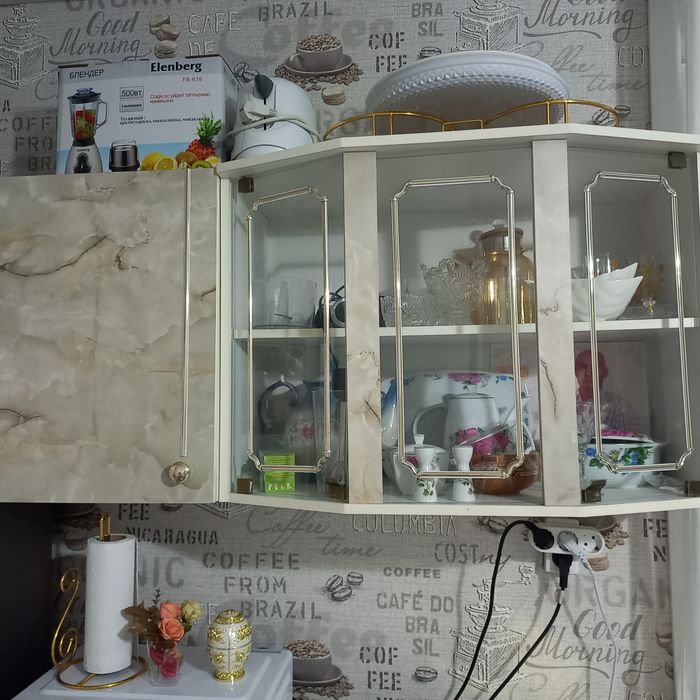 Продам срочно кухонный гарнитур