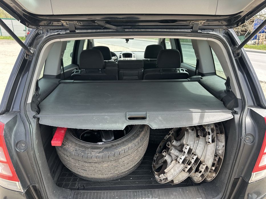 Щора да багажник за Опел Зафира В !