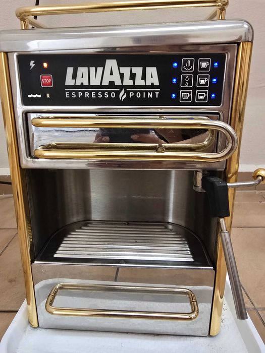 Кафе машина Lavazza Espresso Point – отлично състояние