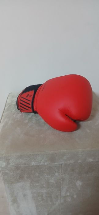 Mănuși box 8OZ roșu