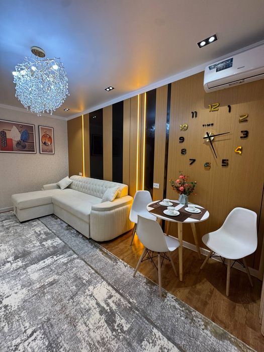 Срочно Яккасарай Массив Башлык 1в2/3/5  евро ремонт с мебелью техникой