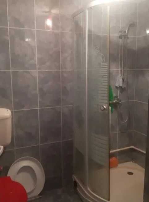 Дава се под наем Тристаен апартамент в Бургас, Братя Миладинови - 110 кв.м за 321.3 € - Снимка #2