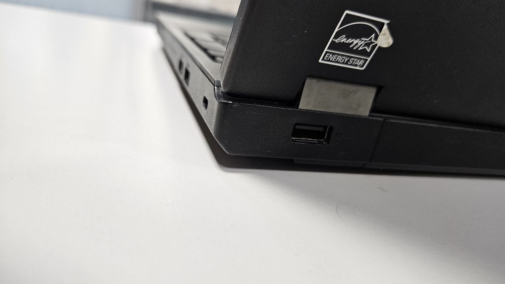 15.6" Ноутбук Lenovo ThinkPad L570