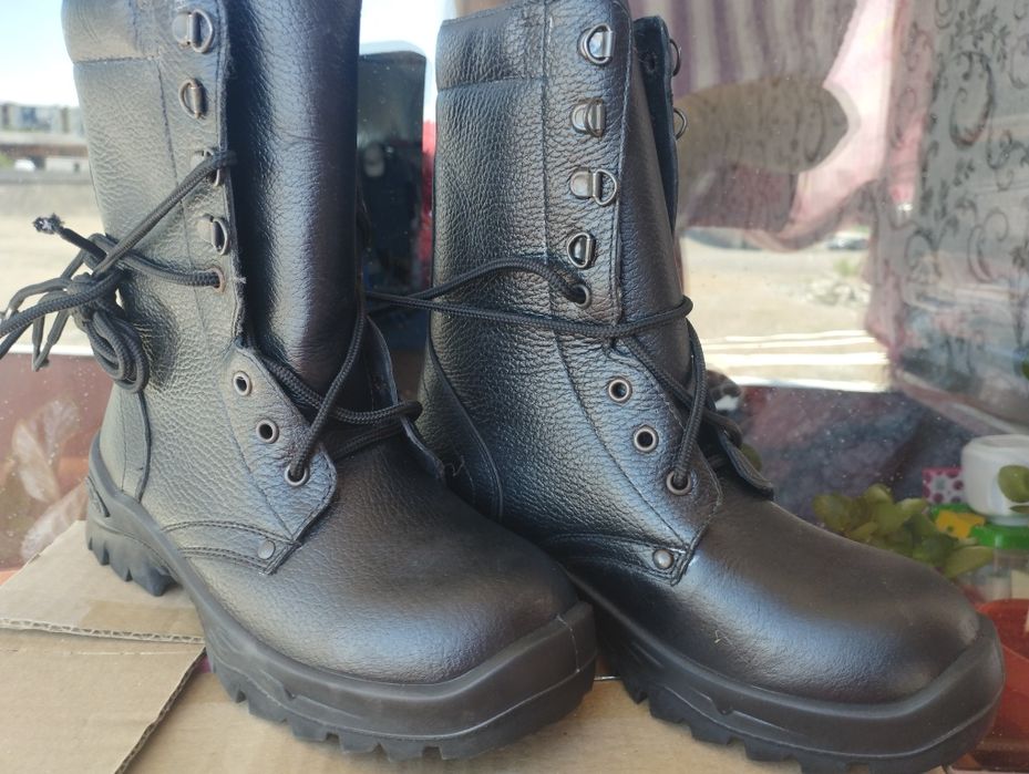 Продам Зимние берцы