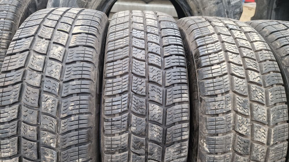 Anvelope 215/65R16C marca Vredestein, DOT 2024,M +S, 8 mm