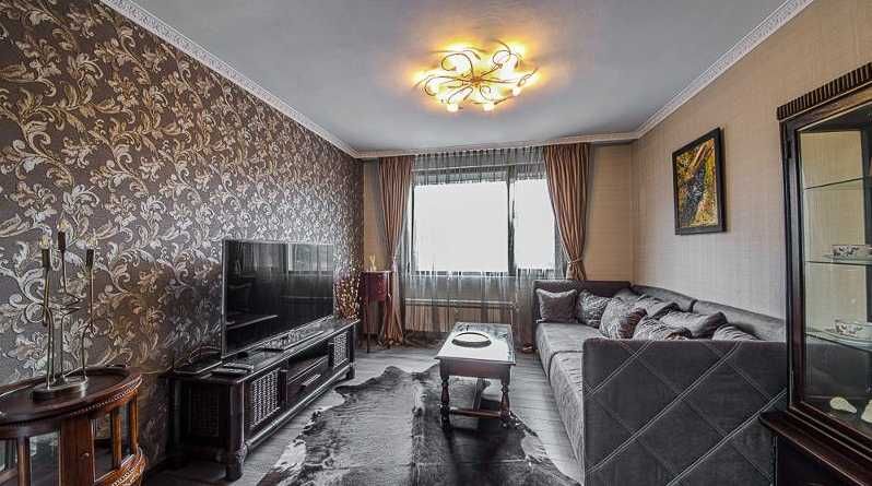 Дава се под наем Двустаен апартамент в София, Яворов - 83 кв.м за 548.25 € - Снимка #1