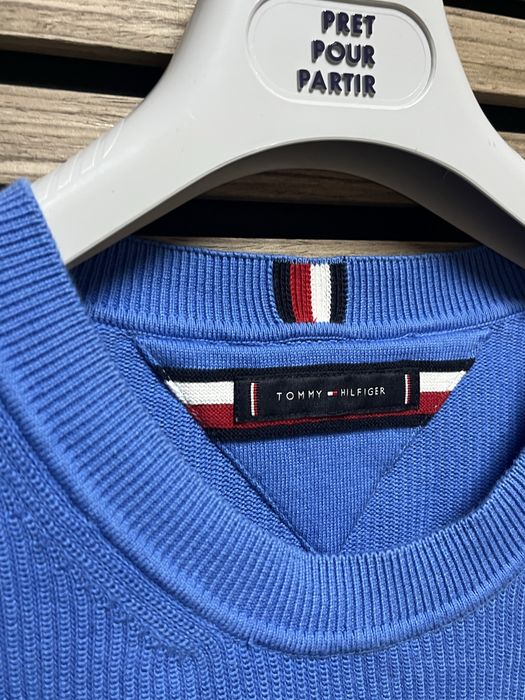 Tommy Hilfiger : НОВ пуловер размер 2ХЛ / Оригинал