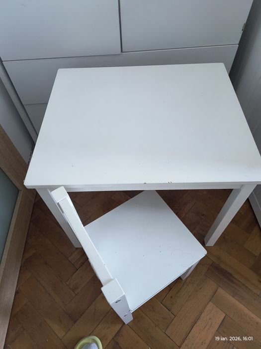 Măsuță și scăunel Ikea