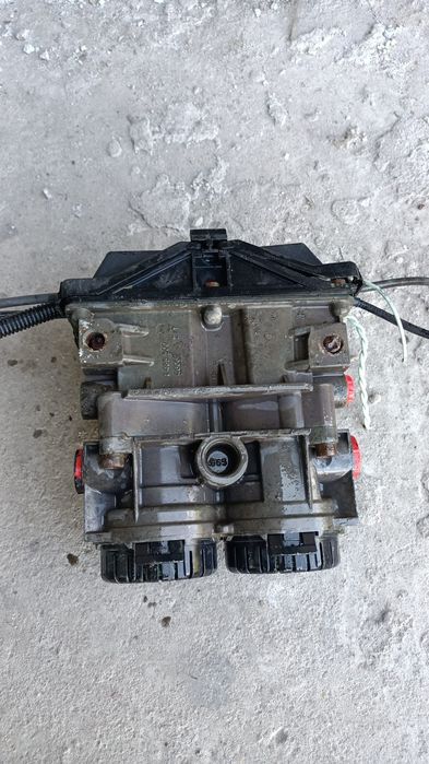 Supapa modulator EBS axa spate Renault Premium Magnum Volvo FH 12