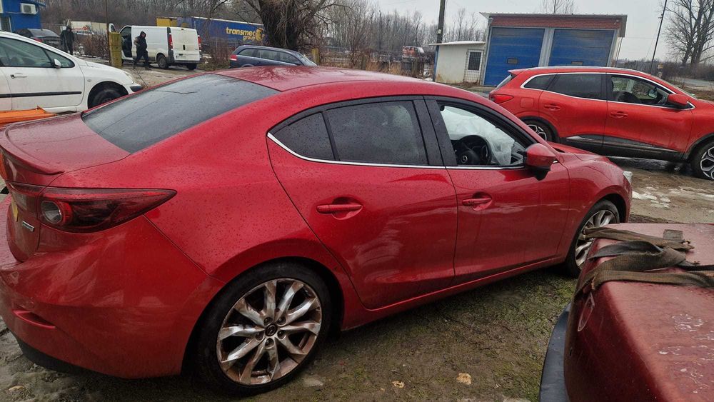 Dezmembrez Mazda 3 2014 Sedan 2.2