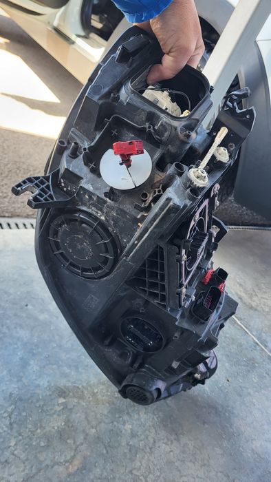 Ляв фар Ауди А6 2015