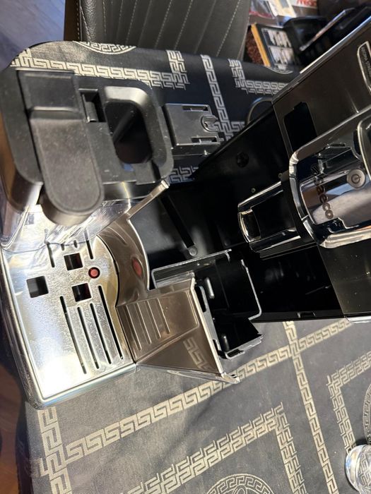 Кафемашина робот Saeco Incanto