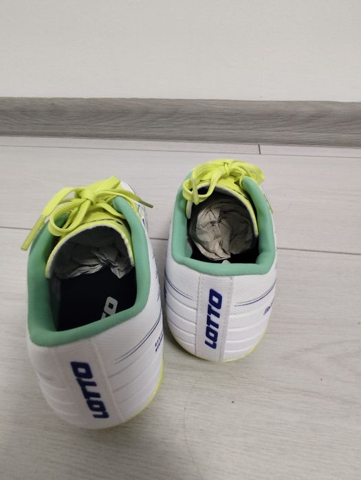 Ghete fotbal pentru copii