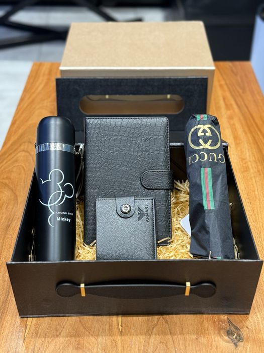 Mujskoy erkaklar uchun sovg’a naborlar