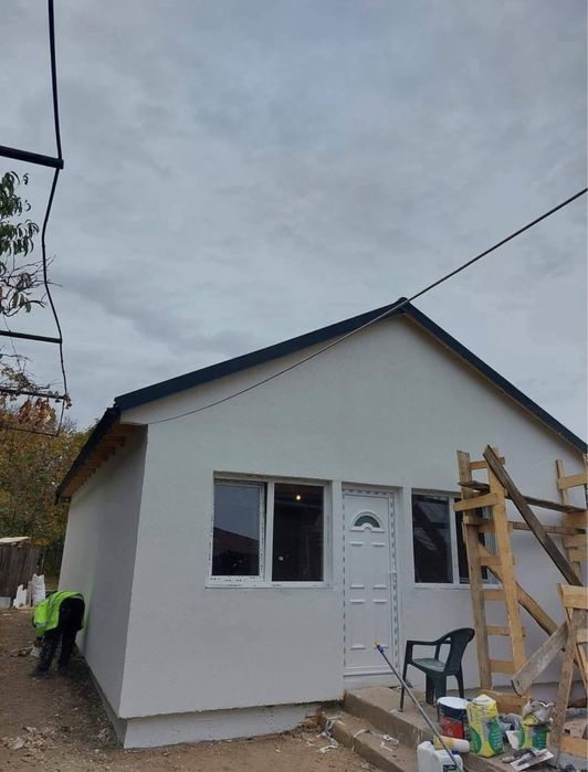 Case pe strucrura metalica