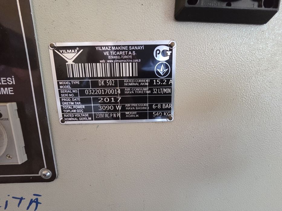 Utilaj lipit PVC   la 2 capete Yilmaz Dk 502