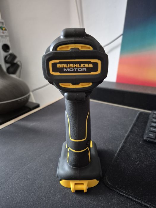 Dewalt DCF809D2 ca nou